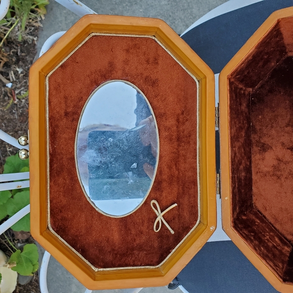 Vintage Floral Wooden Handbag - Picture 3 of 9